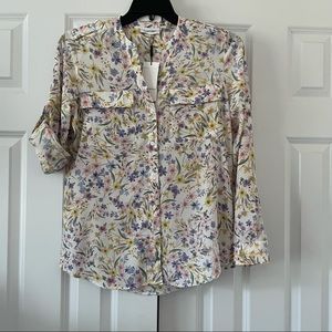 NWT Calvin Klein Floral Shirt in Small